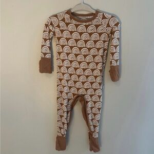 Little Sleepies Brown and White Rainbow Footies